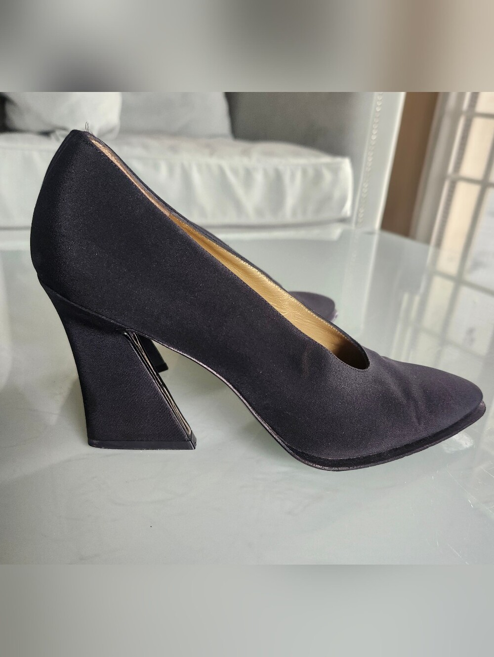 Yves Saint Laurant Casia Satin Luxury Retro Y2K Office Flared Block Heels Size 7